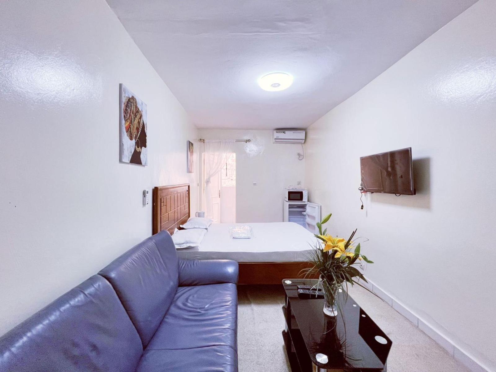 Residence Kane Diallo- Appartements Elegants Et Centraux A Dakar Bagian luar foto